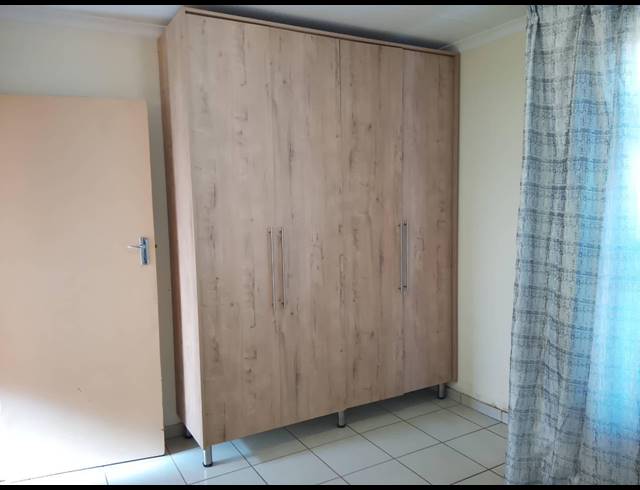 2 BEDROOM HOUSE FOR SALE IN VANDERBIJLPARK CE 4